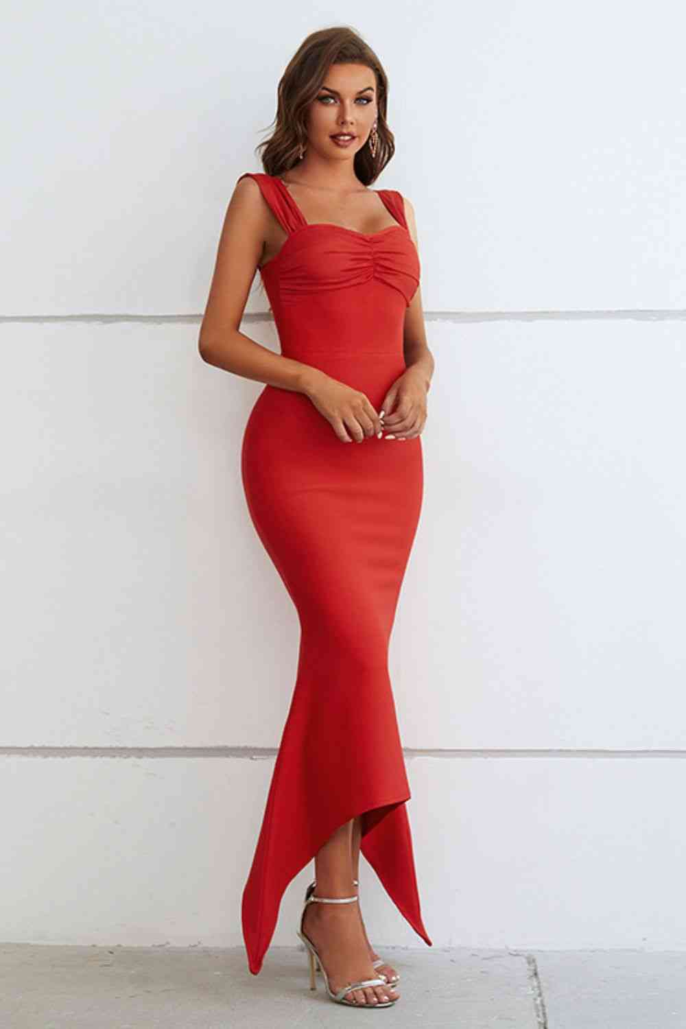 Ruched Sweetheart Neck Midi Dress